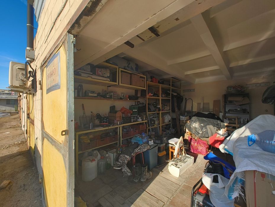 Продам гараж Авангард