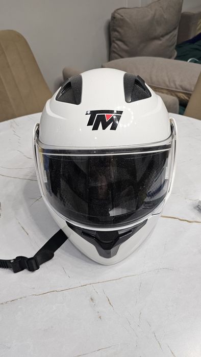 Продам мотоциклетный шлем