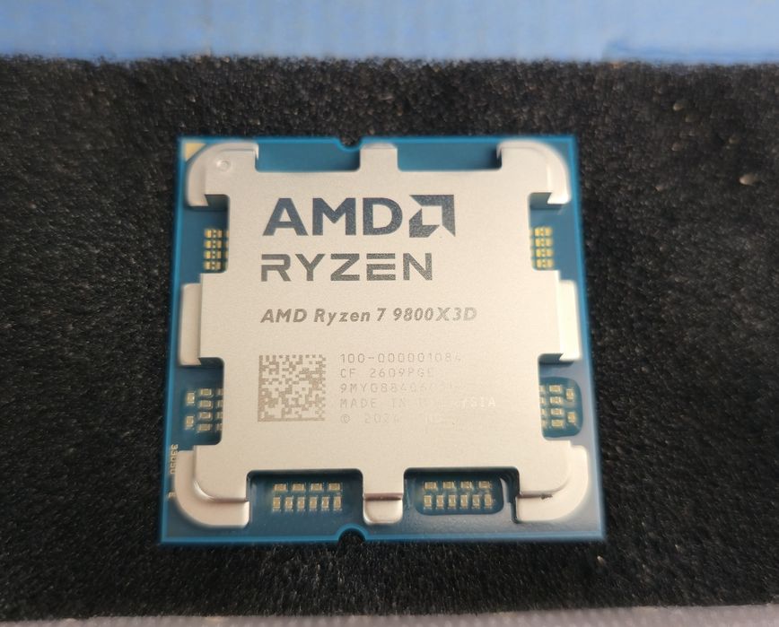 Процесор AMD Ryzen 5 9800X3D AM5, 4.7Ghz / 5.2Ghz Boost, 96MB L3 Tray