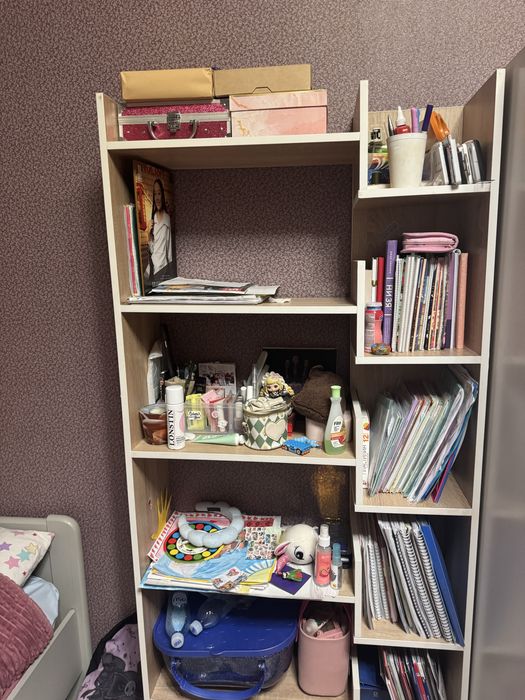 Полка для книг, в детскую