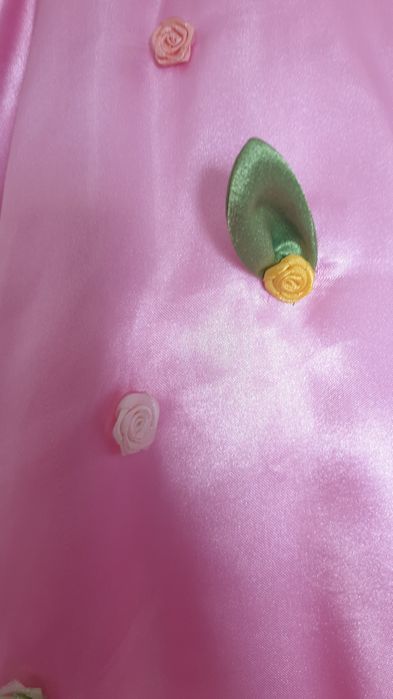 Rochii printesa lucrate manual unicat pt 2 ani. Pt 3 ani haine copii