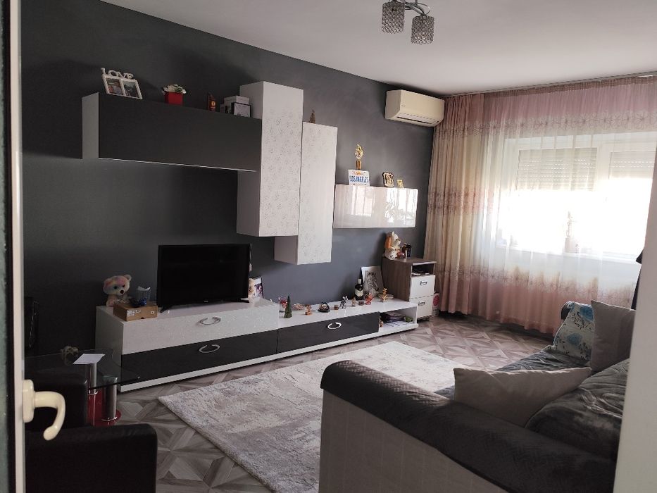 Vând apartament 2 camere