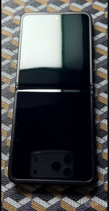 Vertu IRONFLIP, 12/512 ГБ, 2 SIM