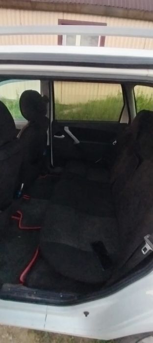 Продам автомобиль срочно, имеется торг