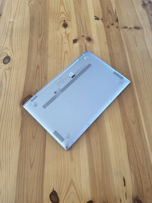 Asus Zenbook 14”• Ryzen 5• Genata noua • bateria 5 ore