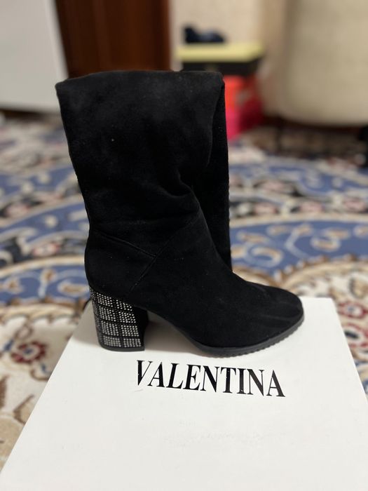 Продам осеннюю кожаную ботинку