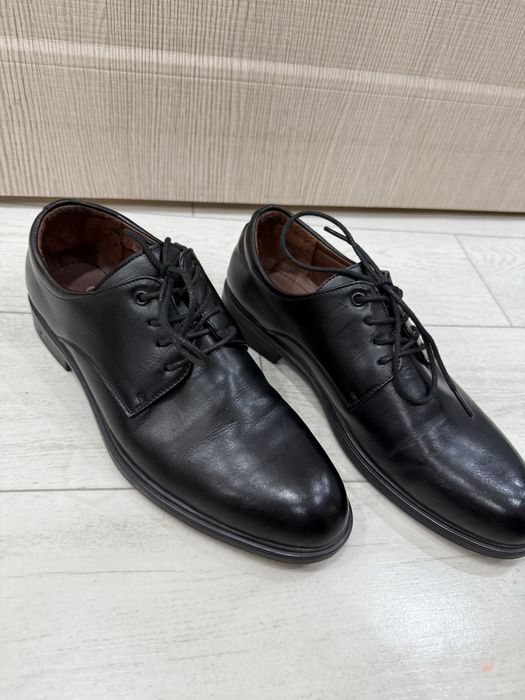 Продам качественный туфли