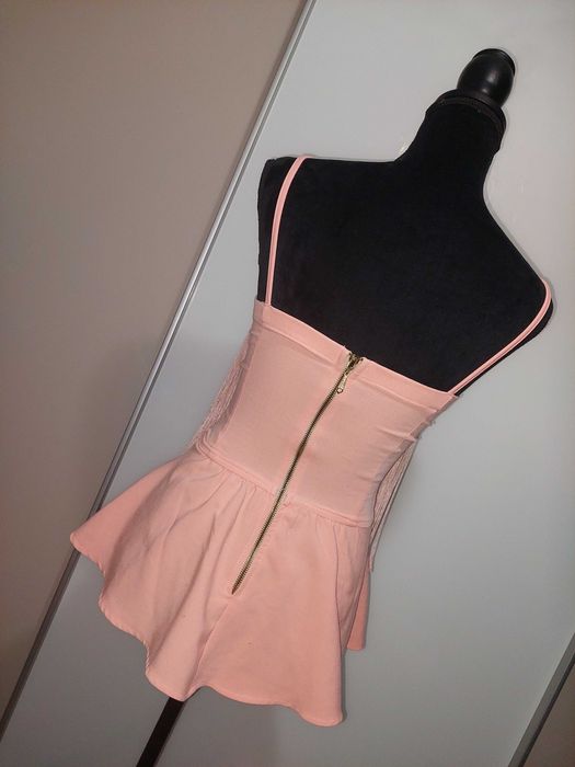 Top roz peplum cu franjuri BBY/Bianca Dragusanu