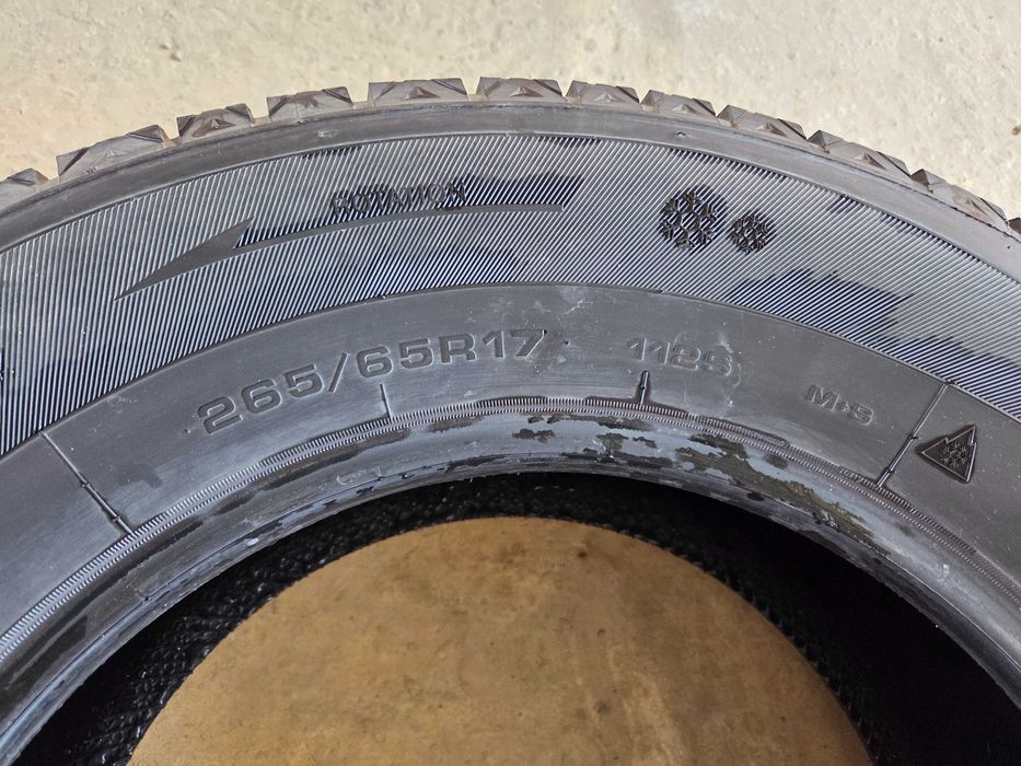 Комплект зимних шин