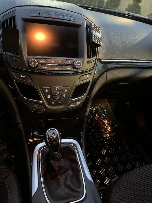 Opel Insignia  2.0 Benzina, 4X4, 250 CP