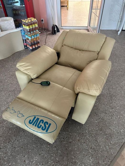 Кресло реклайнер