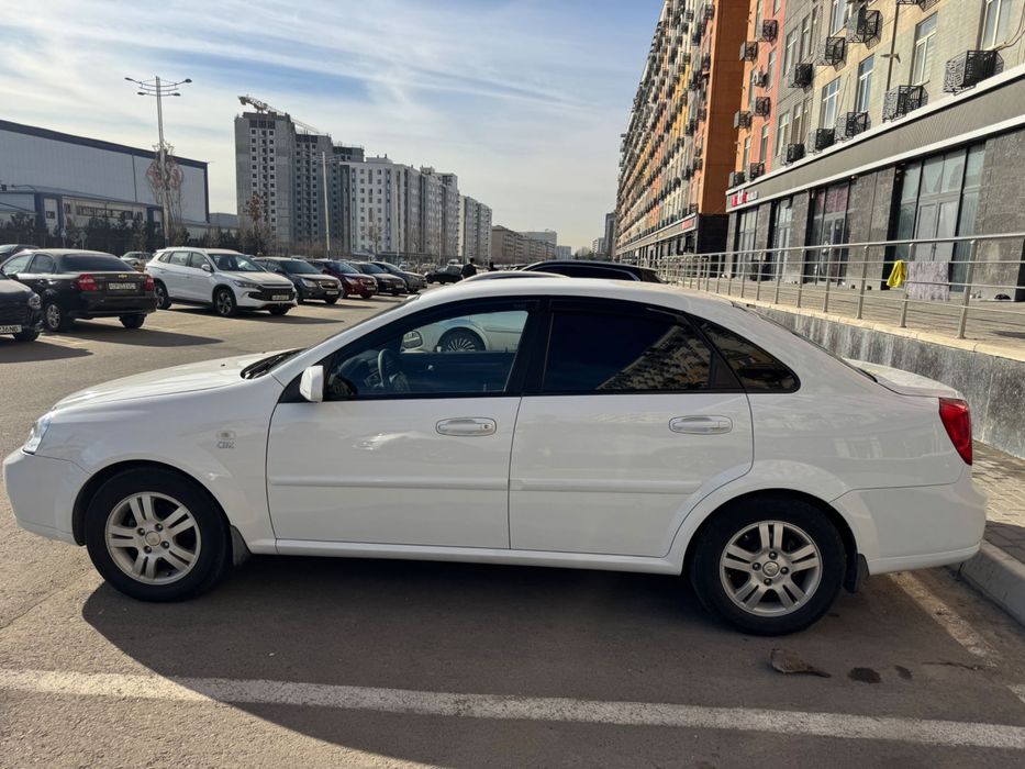 Продается Ласетти 1.8