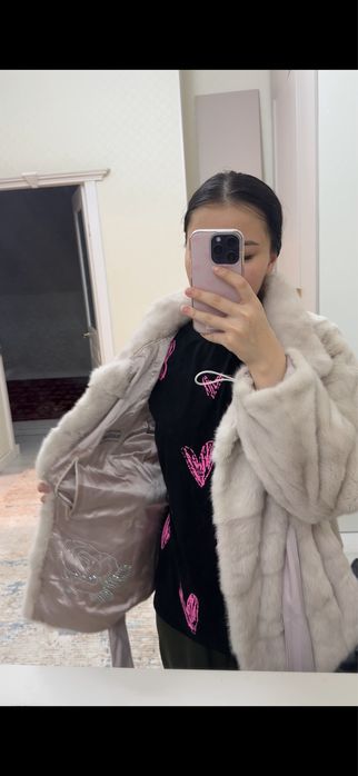 Норковая шуба 2-3 раза одела