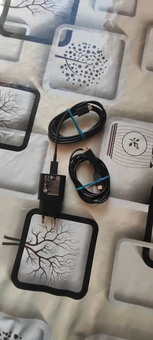 Зарядка, шнуры, наушники, мышка, клавиатура, система охлаждения