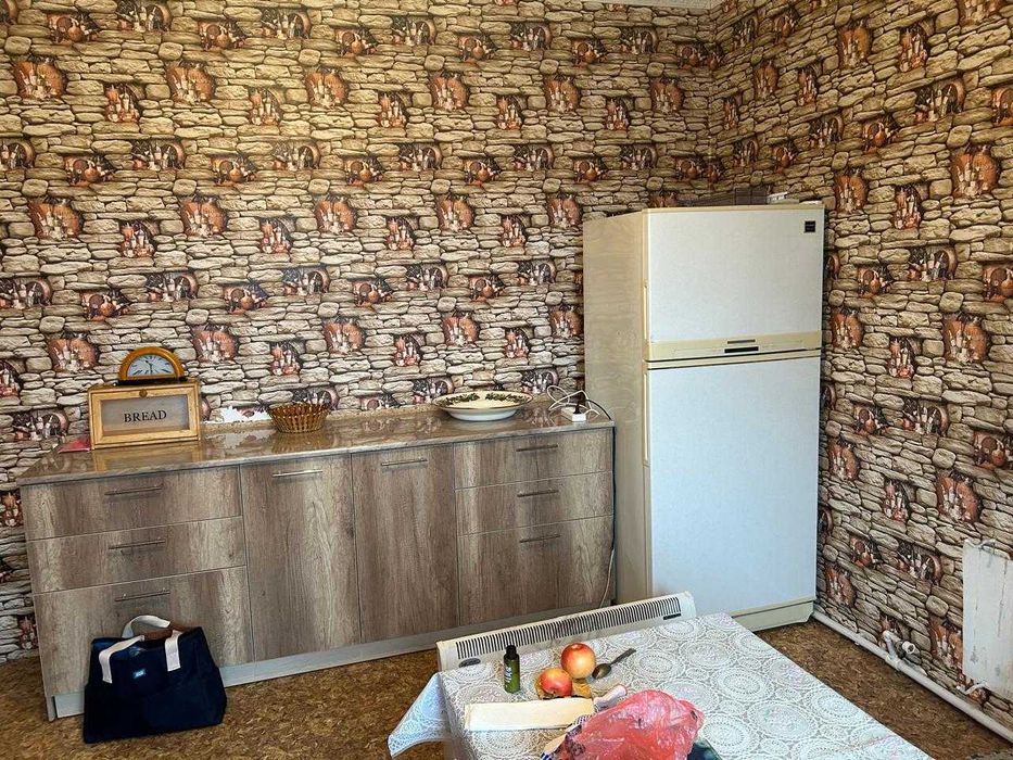 Жилой дом с ангаром