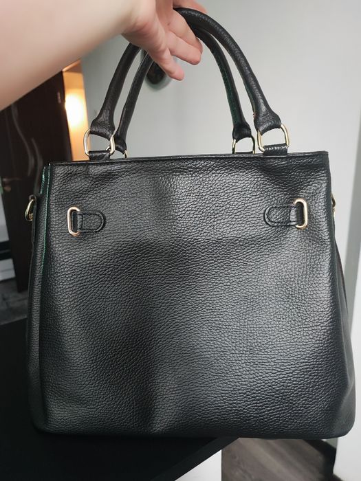 Geanta piele de culoare negru