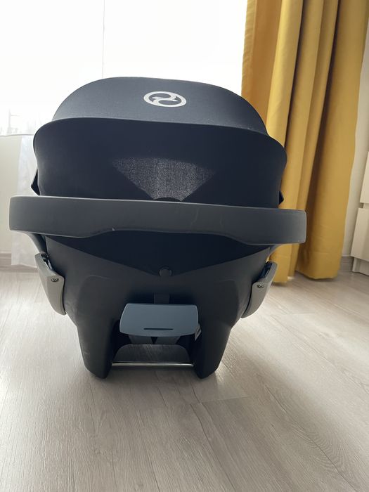 Cybex Aton 5 - кошница за кола