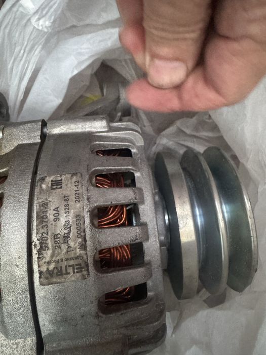 Продам генератор камаз,маз