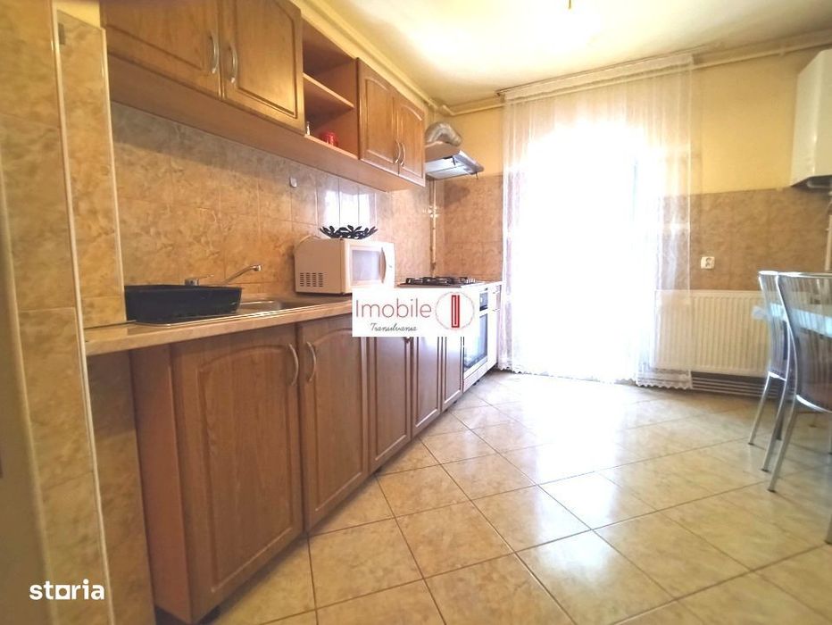 Apartament primitor cu 2 camere, lift si liniste – exact ce cauti pe