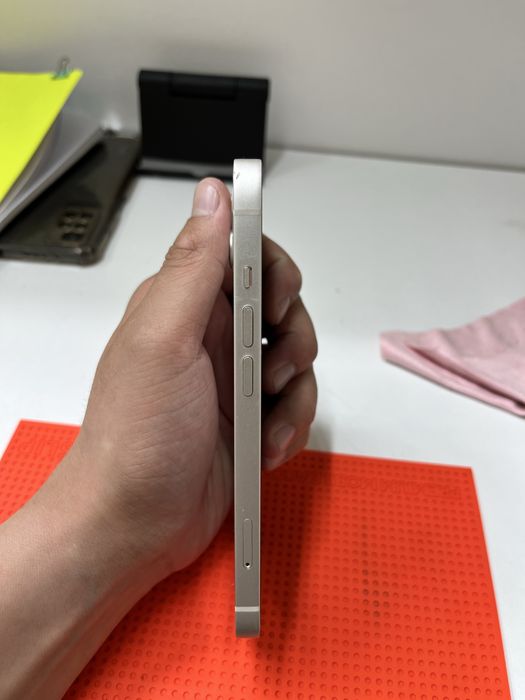 В продаже Айфон 13 128GB