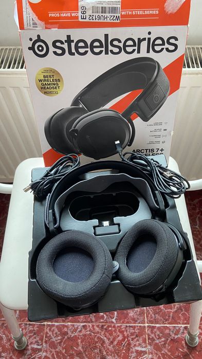 Steelseries Arctic’s 7 plus  as new