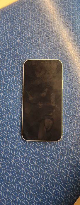 Iphone 12 128 gb 66% batareya imei kadan otgan . Norm teli
 i