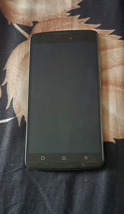 Telefon Lenovo 7010