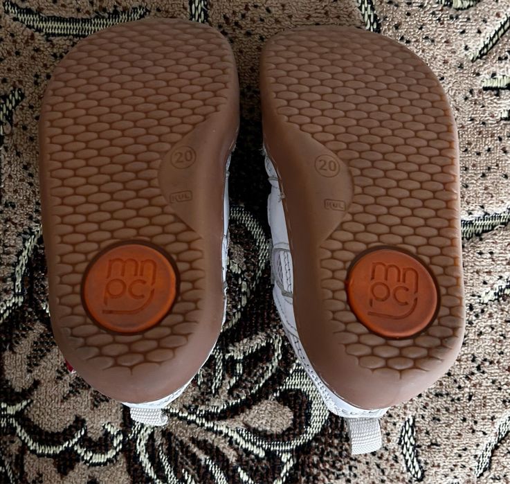 Кроссовки сетчатая