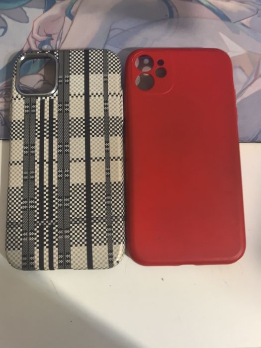 Чехлы для iPhone 11