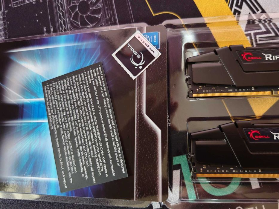 НОВА ! Рам Памет G.SKILL Ripjaws V Black 32GB (2x16GB) 3200Mhz DDR4