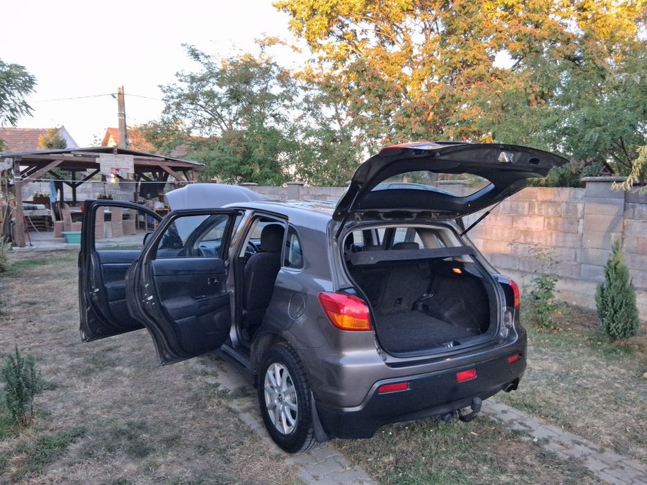 Mitsubishi ASX 2011