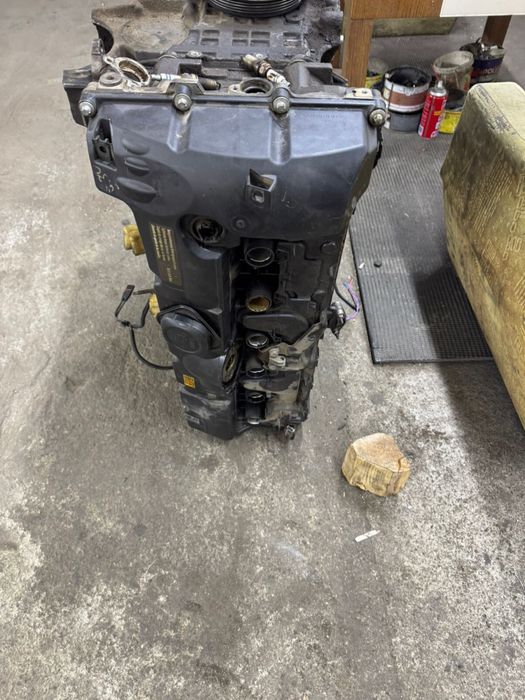 Двигатель N52B25