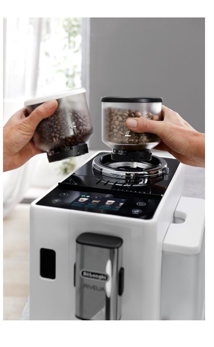 Кофемашина Delonghi Rivelia