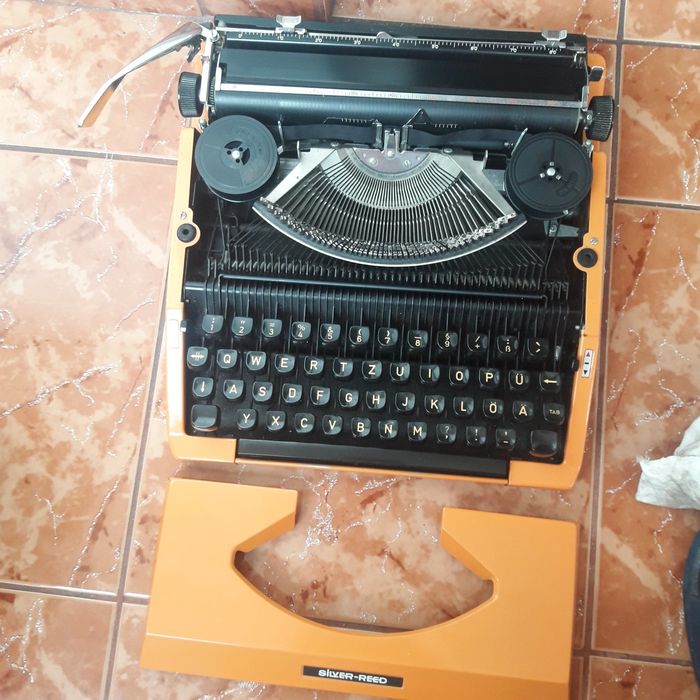 Masina de scris mecanica SILVER SEIKO/SILVER-REED,made in Japan.