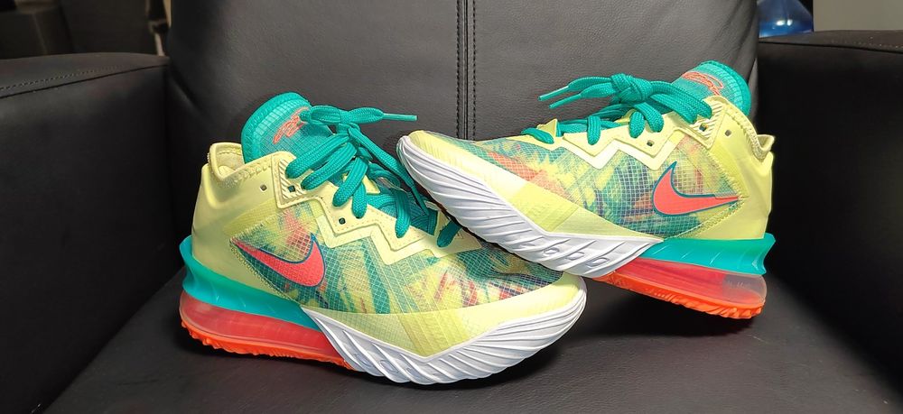 Nike Lebron XVIII Low, номер 36,5