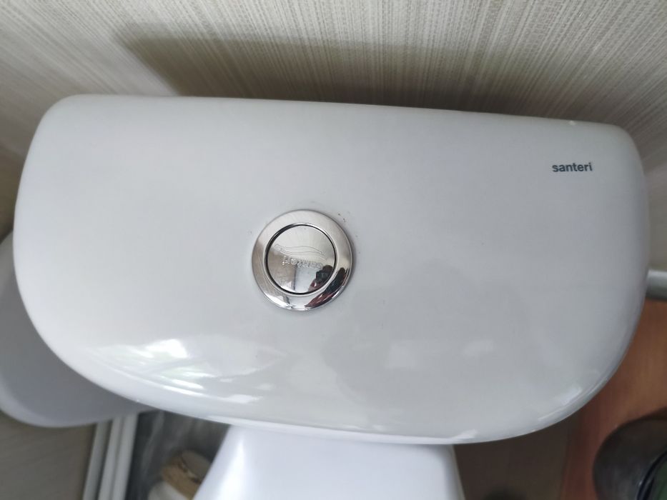 Продам унитаз santeri