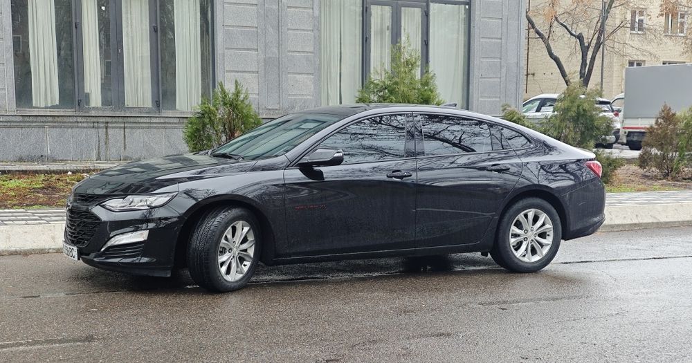 Малибу XL  2023г. Пробег 32.000 км. Состояние идеальное .