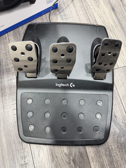 Волан с педали LOGITECH G29