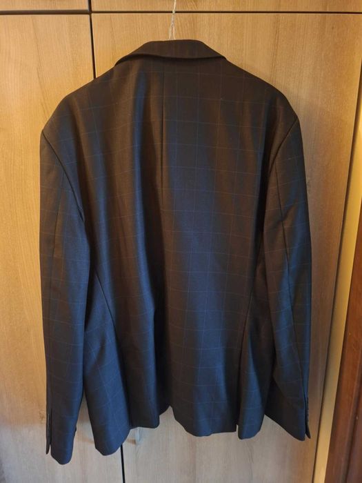 Продавам мъжко сако Andrews