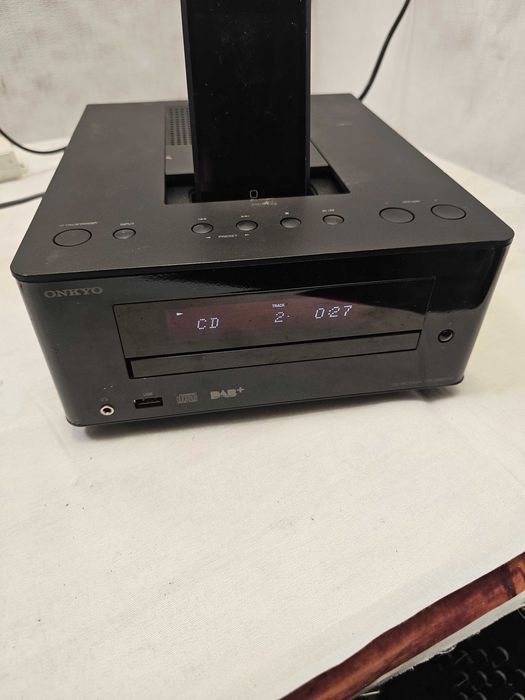 Microsistem Audio Onkyo CR-245DAB | CD, DAB+, USB, Dock iPod/iPhone