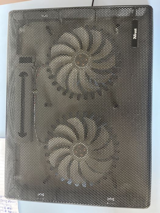 Ventilator Trust pentru laptop