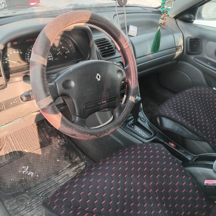 Рено лагуна 1997гв