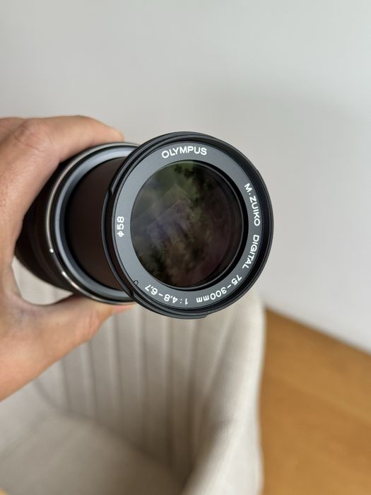 Obiectiv Olympus 75-300 mm Zoom MFT Micro Four Thirds