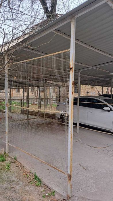 Продам Парковочное место с навесом на Ц-13.