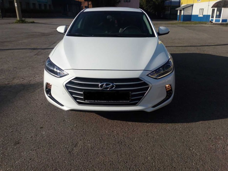 Решетка радиатора Elantra 2016- Елантра 2016-