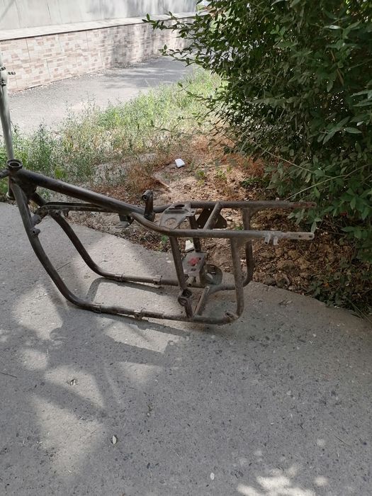 Продам раму от Урала