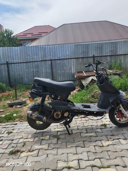 Продам м8 хороший
