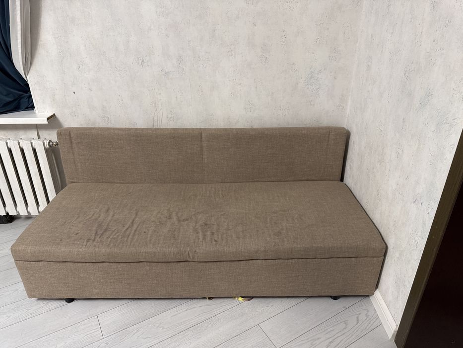 Продам Диван книжка