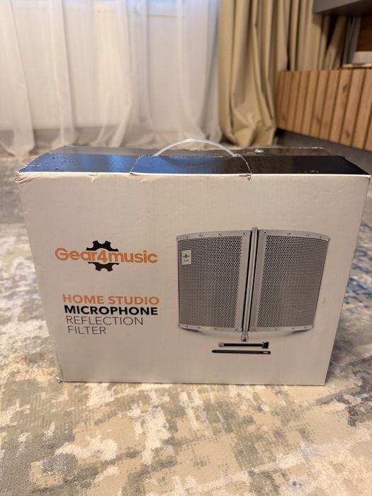 Set microfon NT1-A Rode, Filtru Microfond, Stand, Cabluri Noi