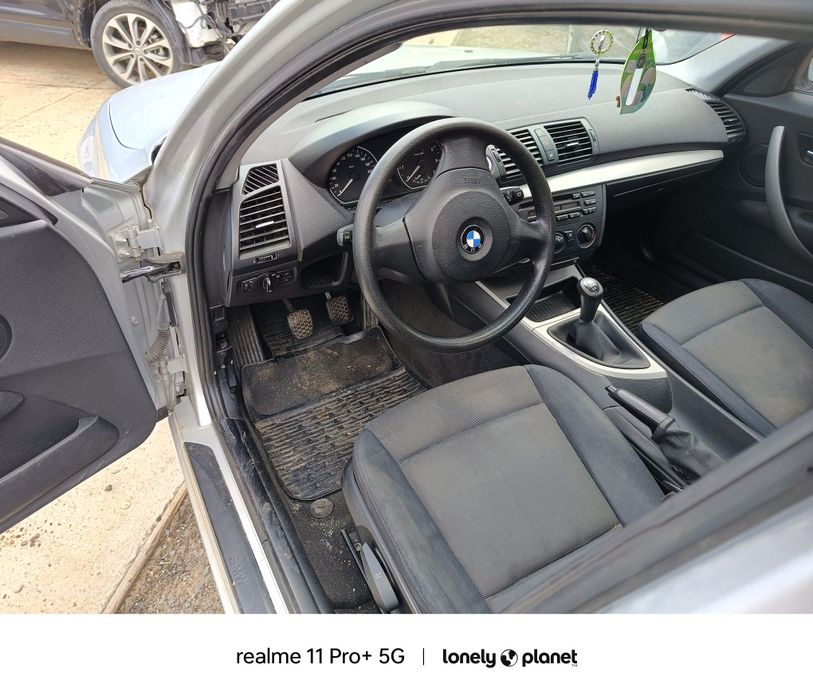 Dezmembrări ușa haion bara faruri capota geam ecu volan stop BMW e87